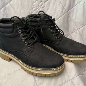 Jessica Cline Clipper Women's Black Hiker Boots Various Sizes 7.5